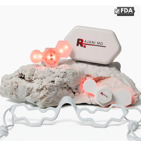 PlasmaGLO LED DUO <BR>UNDEREYE <b>CORRECTOR</b>